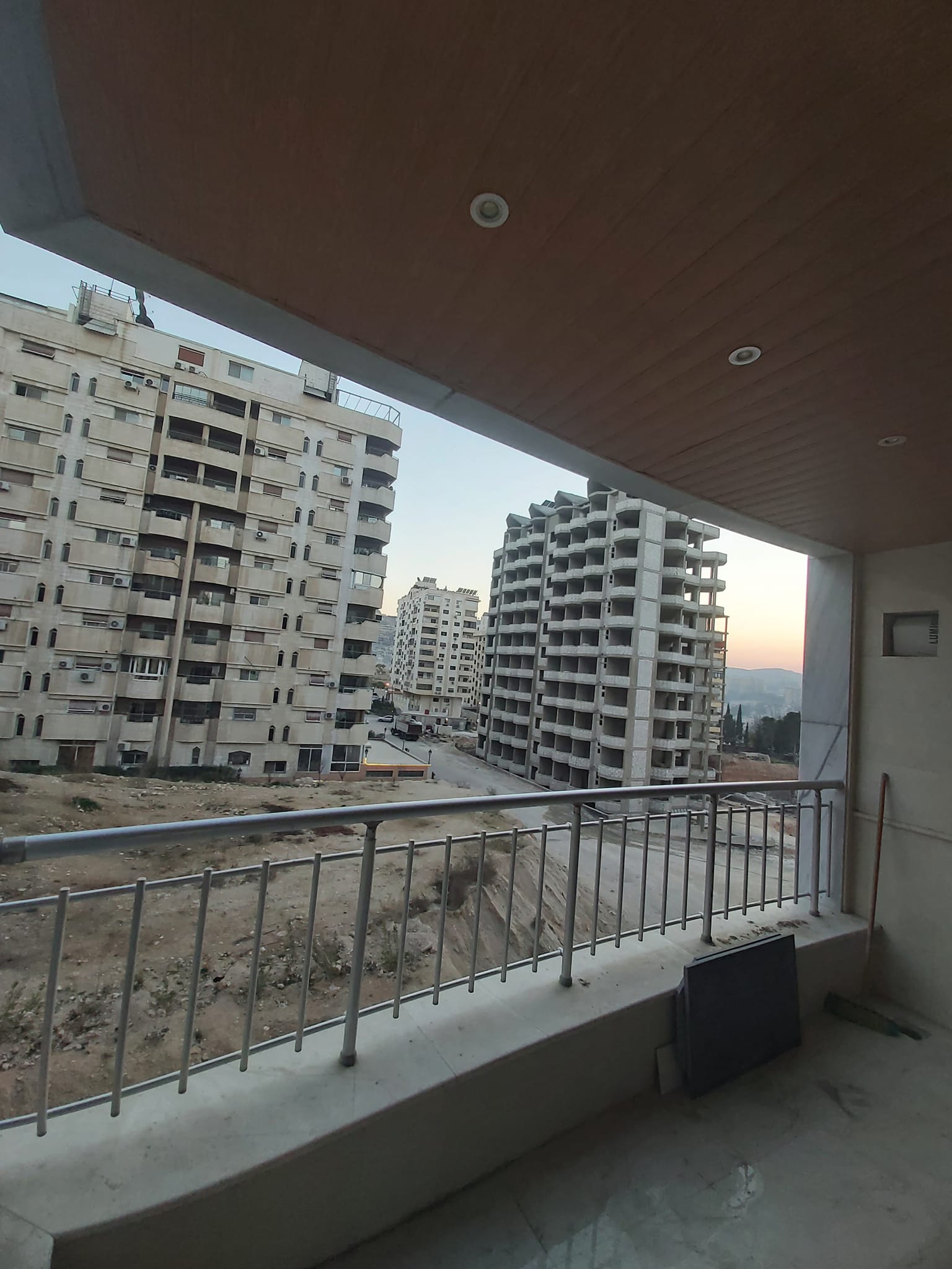 شقة سكنية للـبيع في مشروع دمر