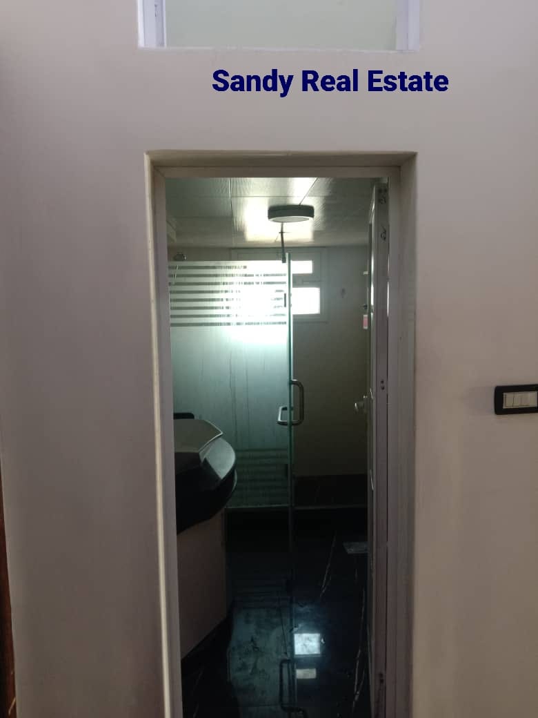 شقة سكنية للـبيع في الجسر الأبيض