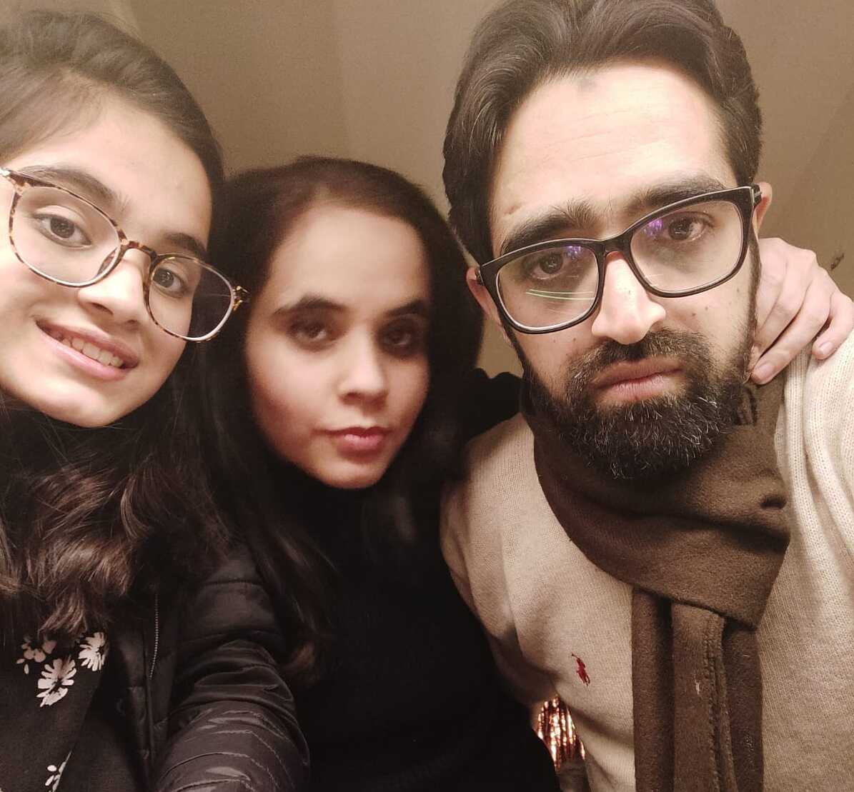 Zubia & Munir Bari
