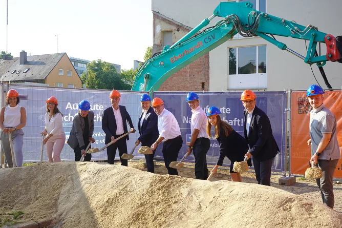 Spatenstich Neubau Raiffeisenbank Straubing
