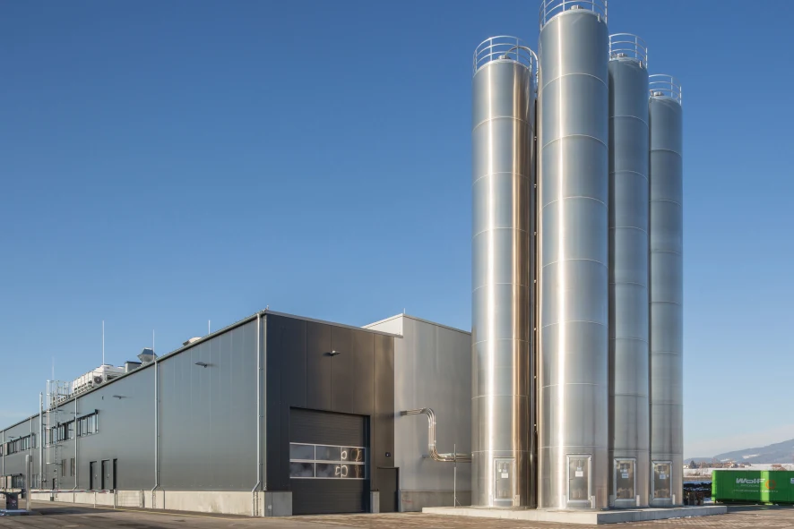 Extrusionshalle Firma gabo