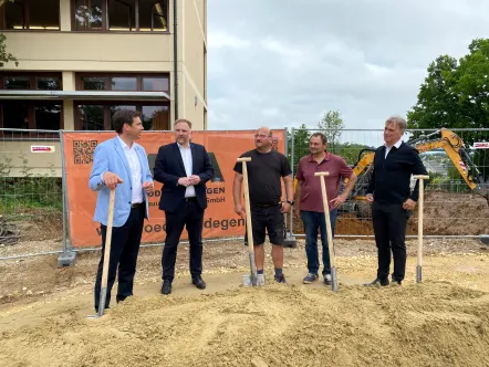 Spatenstich Grundschule Sinzing