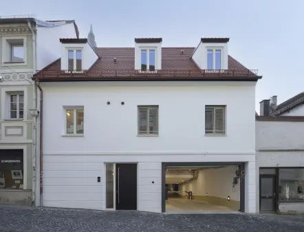 Wohnhaus Seminargasse und Zufahrt zur Tiefgarage