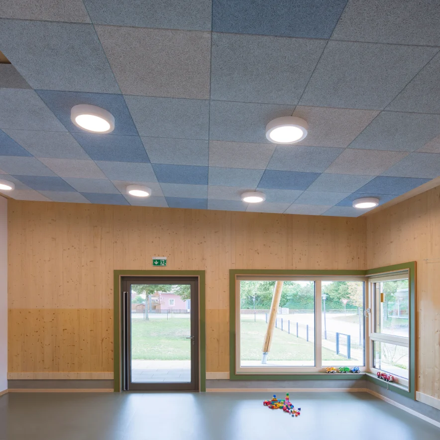 Gruppenraum Gartenseite