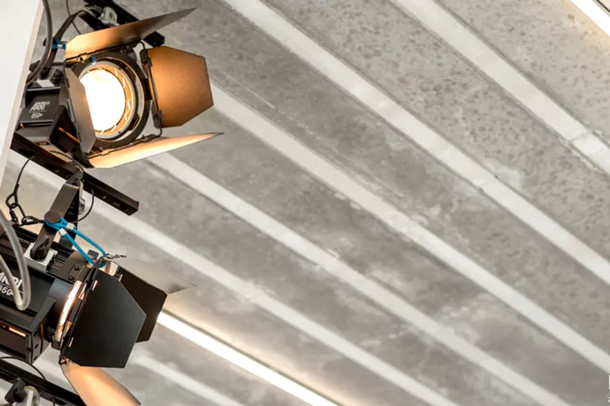 Max Frank GmbH & Co. KG