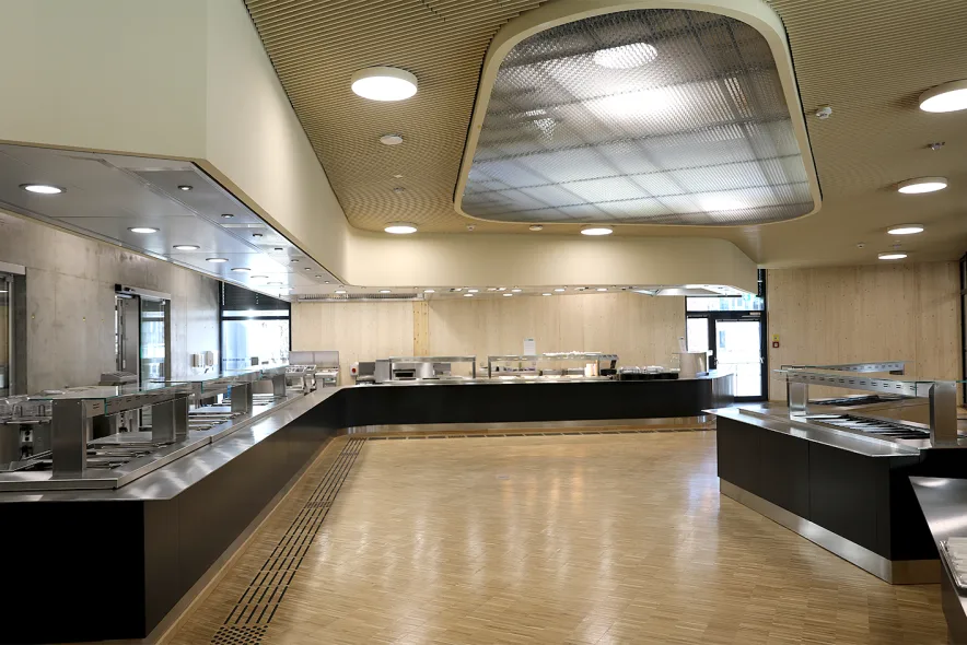 Essensausgabe Mensa Hochschule Landshut