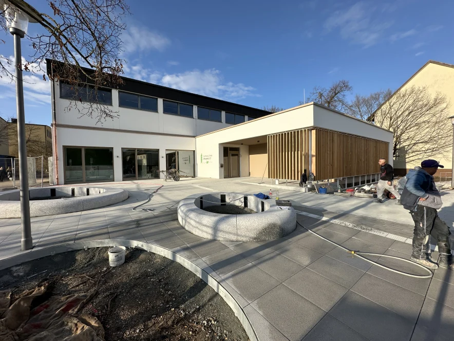 Haupteingang der neuen Stadtbibliothek