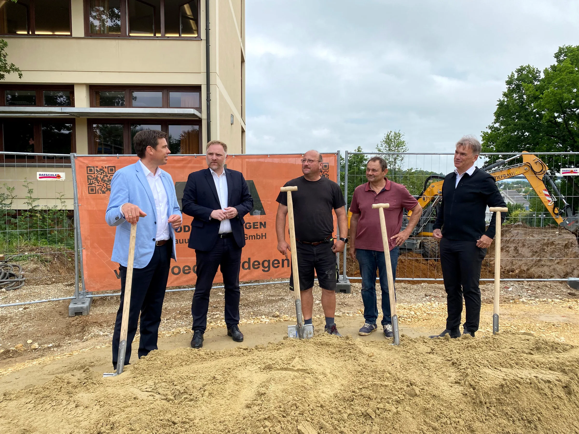 Spatenstich Grundschule Sinzing