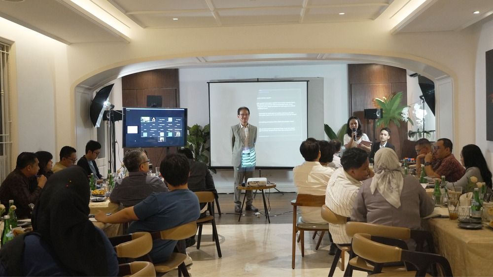 Pemaparan materi oleh David Bingei, M.Sc-LBS, CF-ICAEW, Principal Fidelitas dan mantan Board Member sebuah perusahaan Fortune 500.