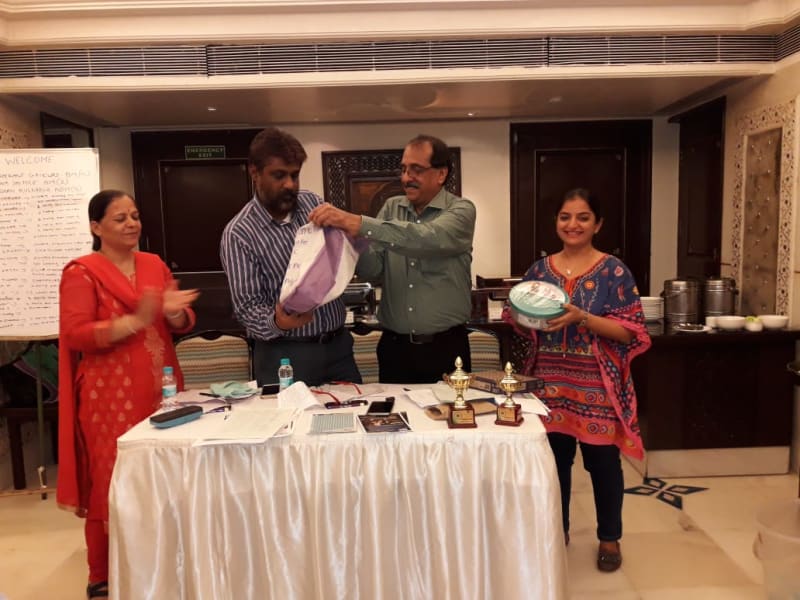 Suman Manjrekar speaking and coaching clients — photo 2