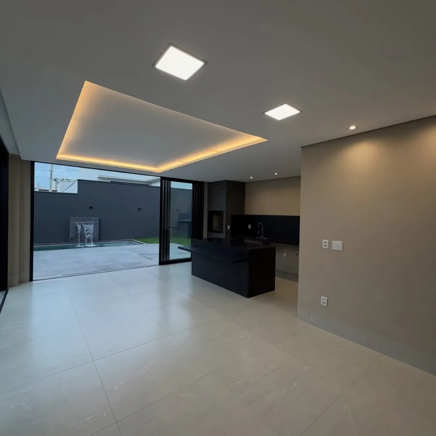 Foto do imóvel 1 - Lindo sobrado Condomínio Brisas