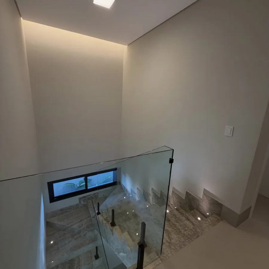 Foto do imóvel 2 - Casa sobrado condomínio 