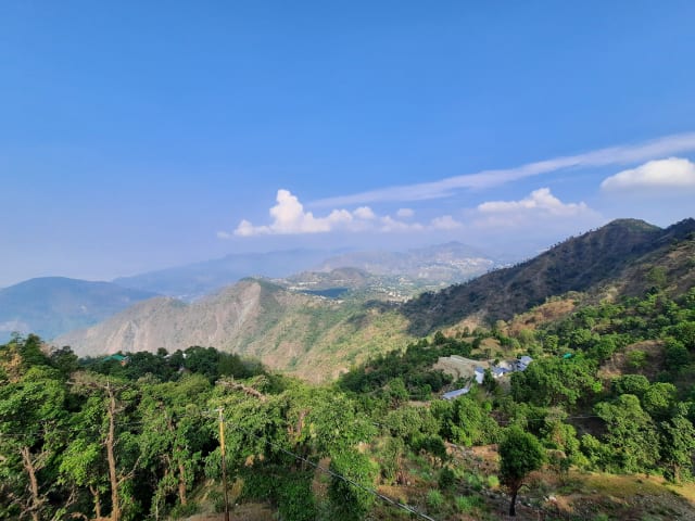 Alaya Stays Golden Meadow Villa — photo 8