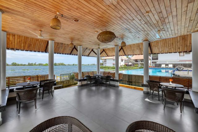 Paloma Back Water Resort — photo 8