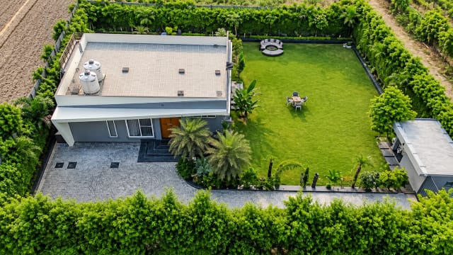 Aarisha Villa