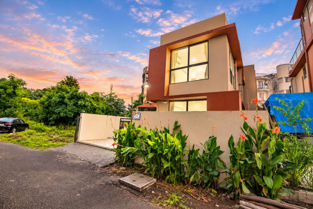 Jorene Villa — photo 2