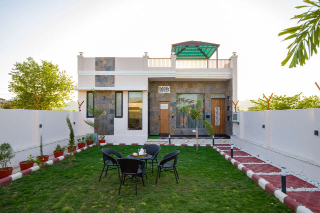 Parvam Retreat