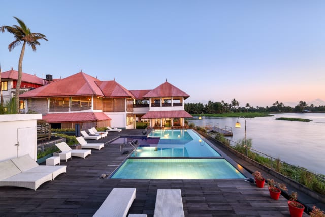 Paloma Back Water Resort