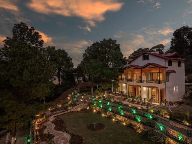 Pine View Resort