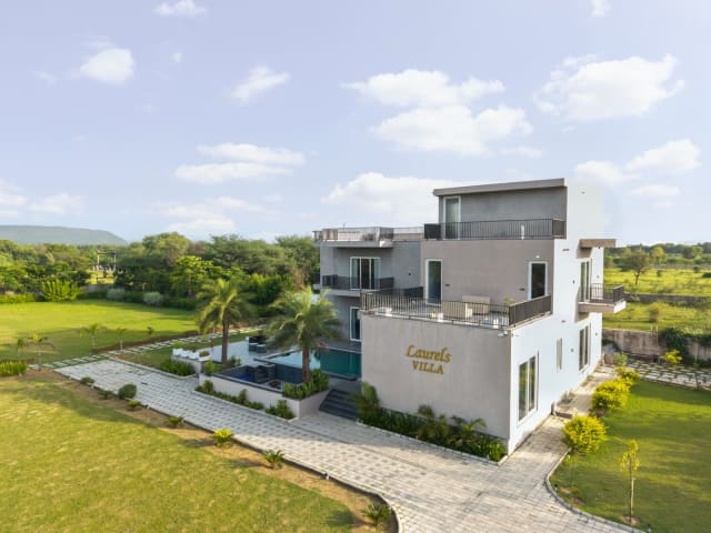 Laurels Villa