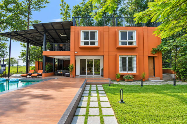 Advay Villa By Phalke