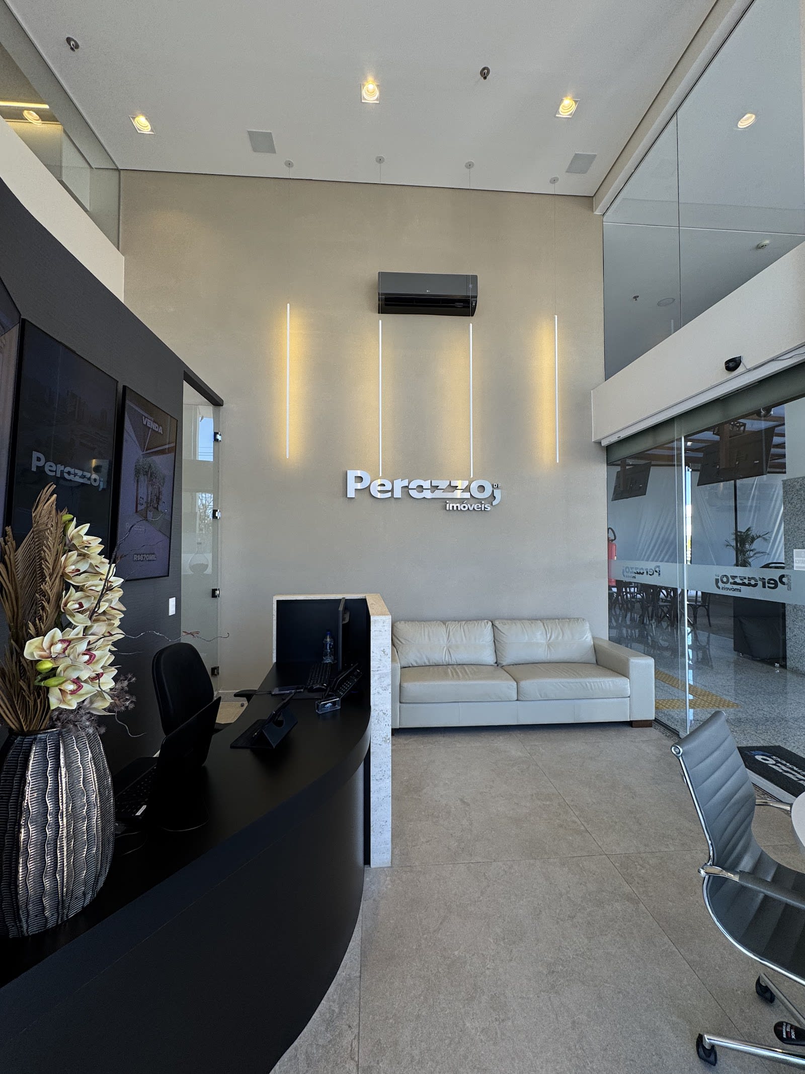 Perazzo Imóveis