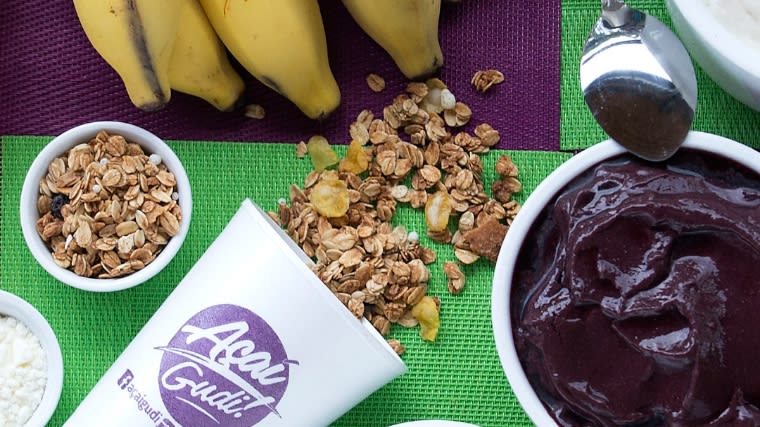 Açaí Gudi | Pastel e Caldo de Cana