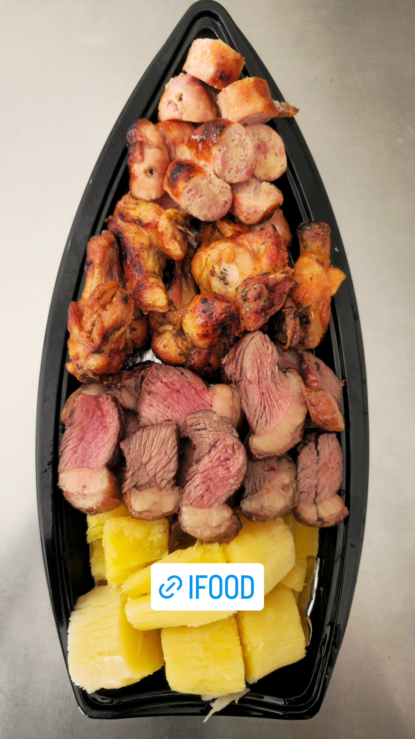CHURRASCO NA BARCA POR ANDRE COSTA