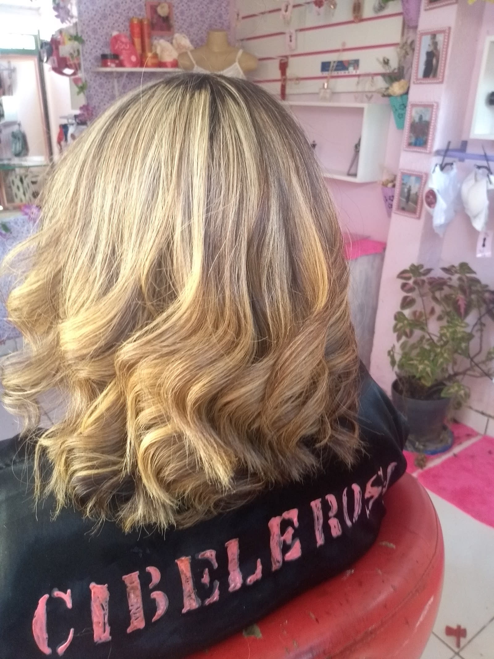 Cibele Rosa cabelo & maquiagem — foto 3