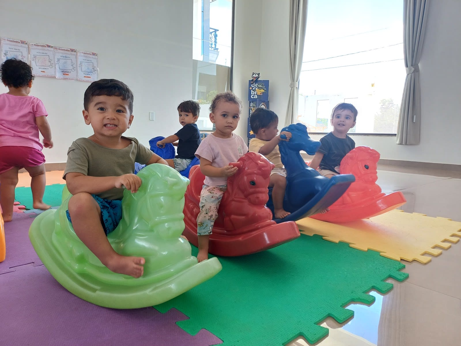 Espaço Infantil Tia Mauricélia