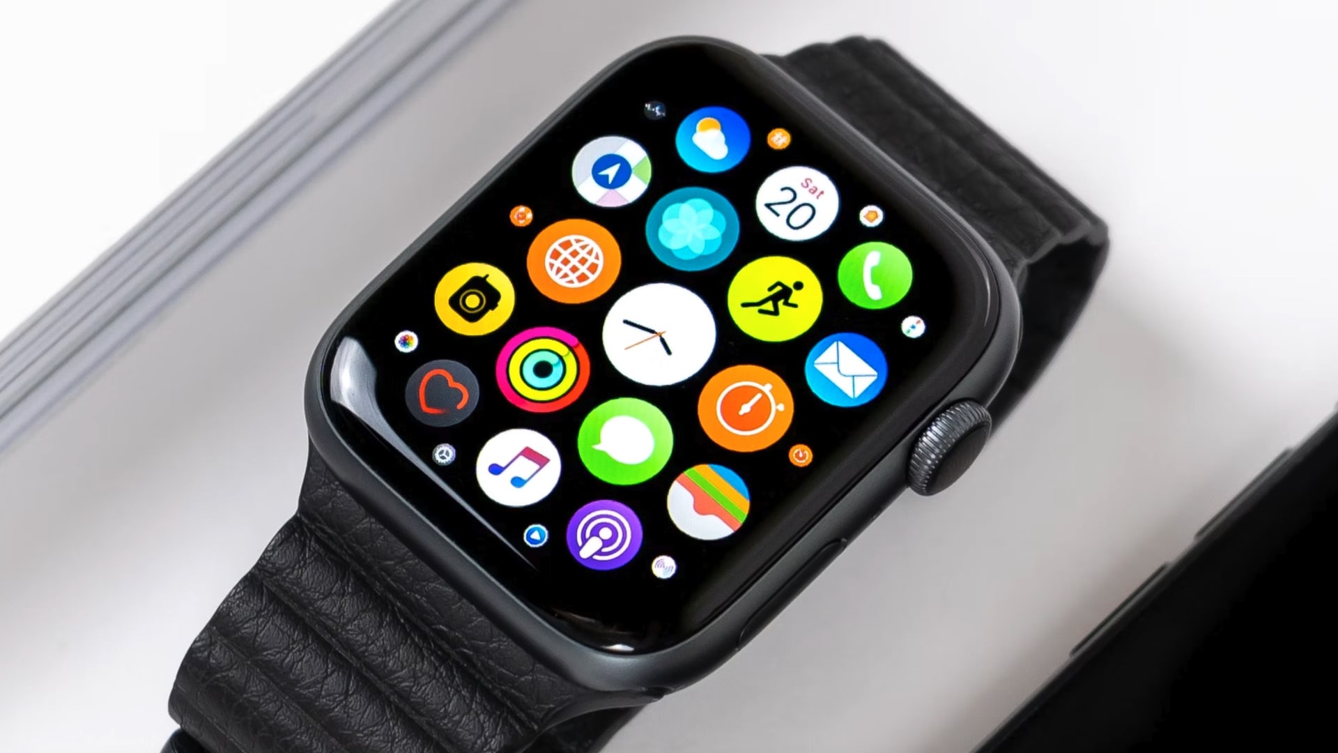 apple-watch-iphone.jpg