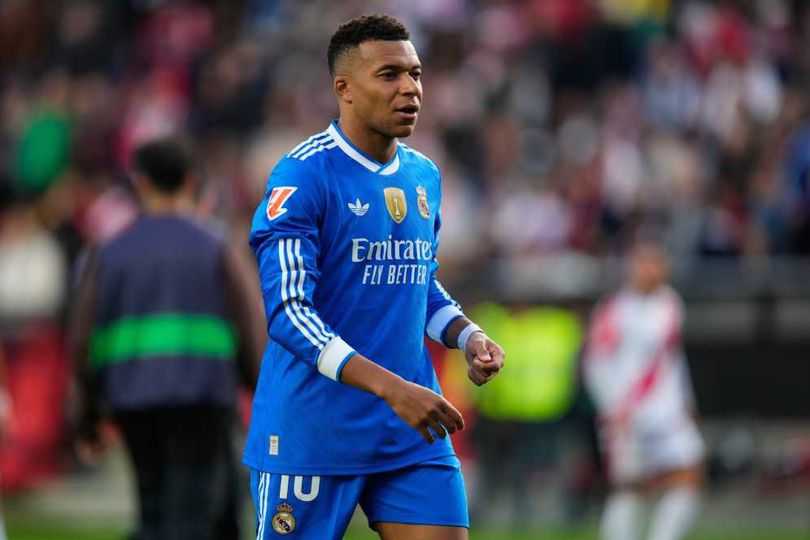 Pemain Real Madrid tampak kelelahan di lapangan