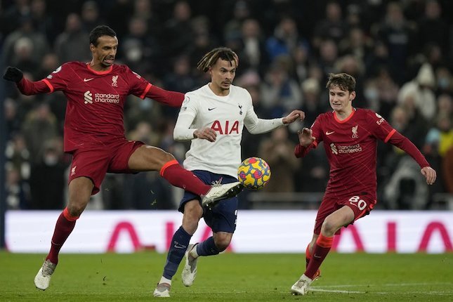 Tyler Morton pemain akademi Liverpool yang kini bermain di Lyon