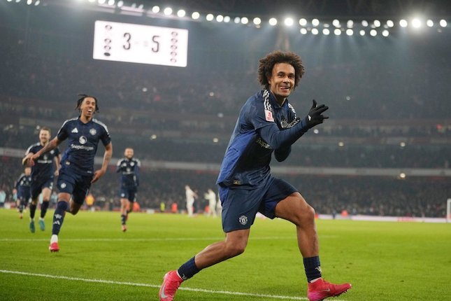 MU janji memberikan lebih banyak menit bermain kepada Zirkzee