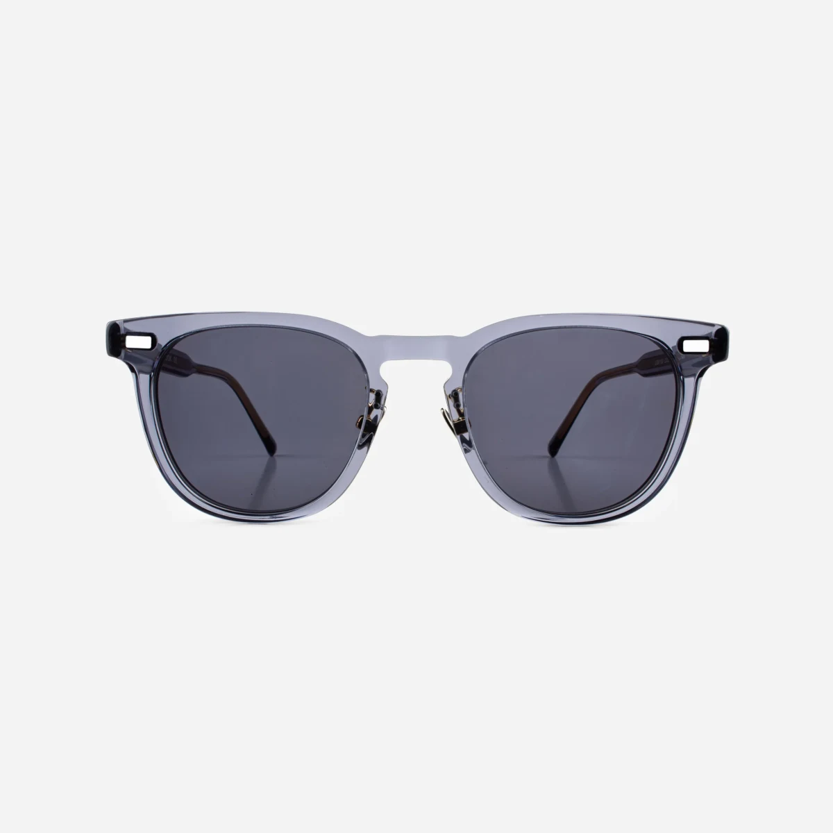 Zephyr Smoke Gray | Luminus