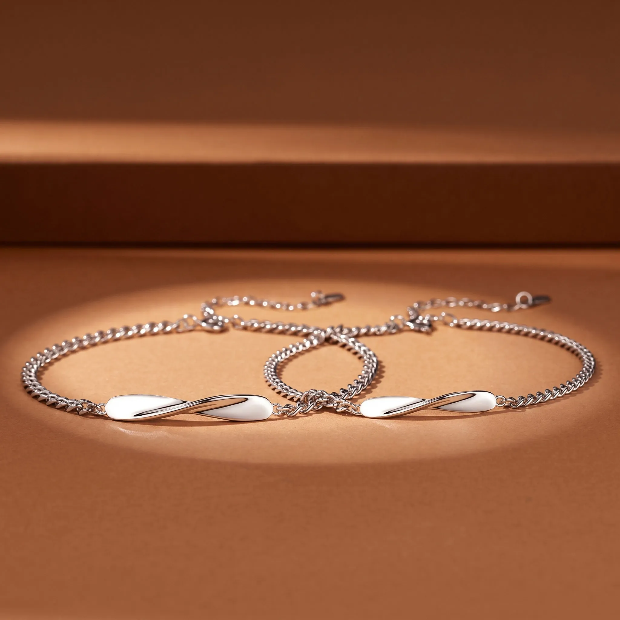 Infinito Dual: Conjunto de Pulseras de Conexión | Adamantio