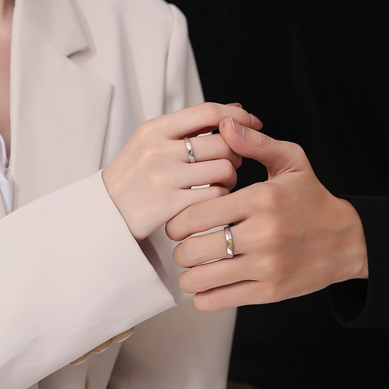 Set de Anillos de Promesa Ajustables "Huellas de Amor" - Grabado Te Quiero 4