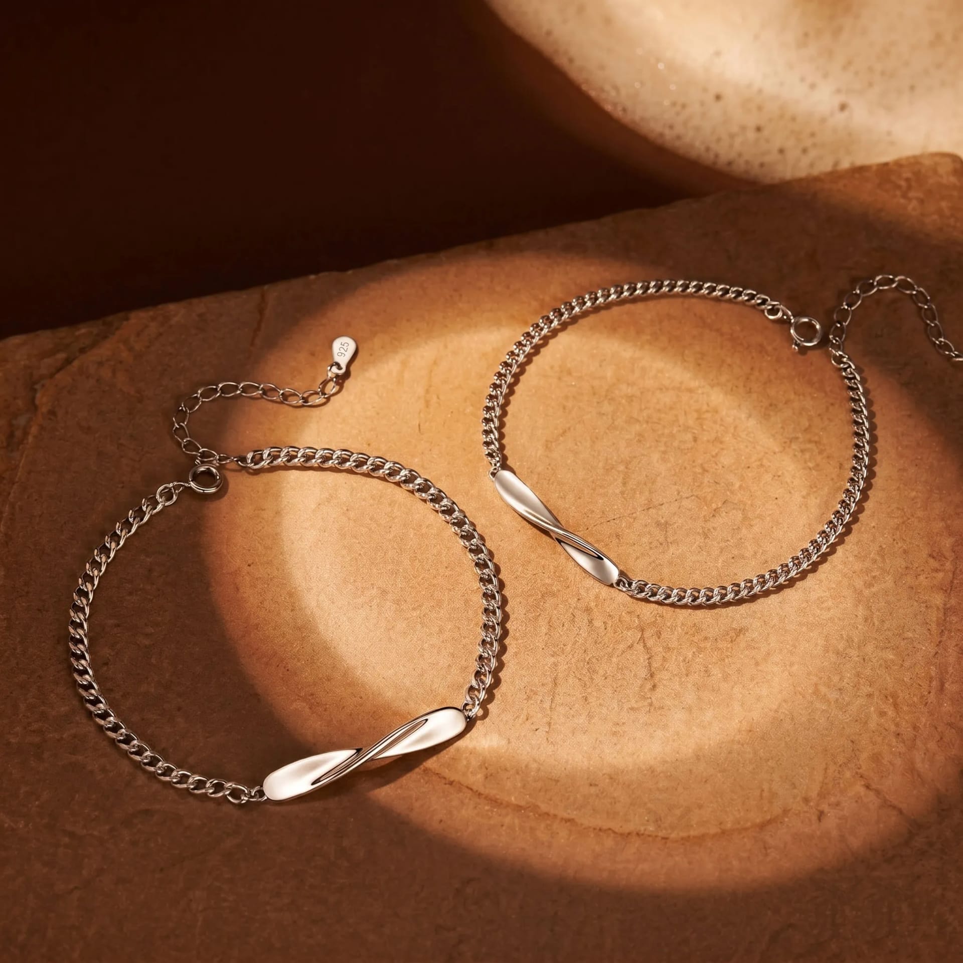 Infinito Dual: Conjunto de Pulseras de Conexión 2