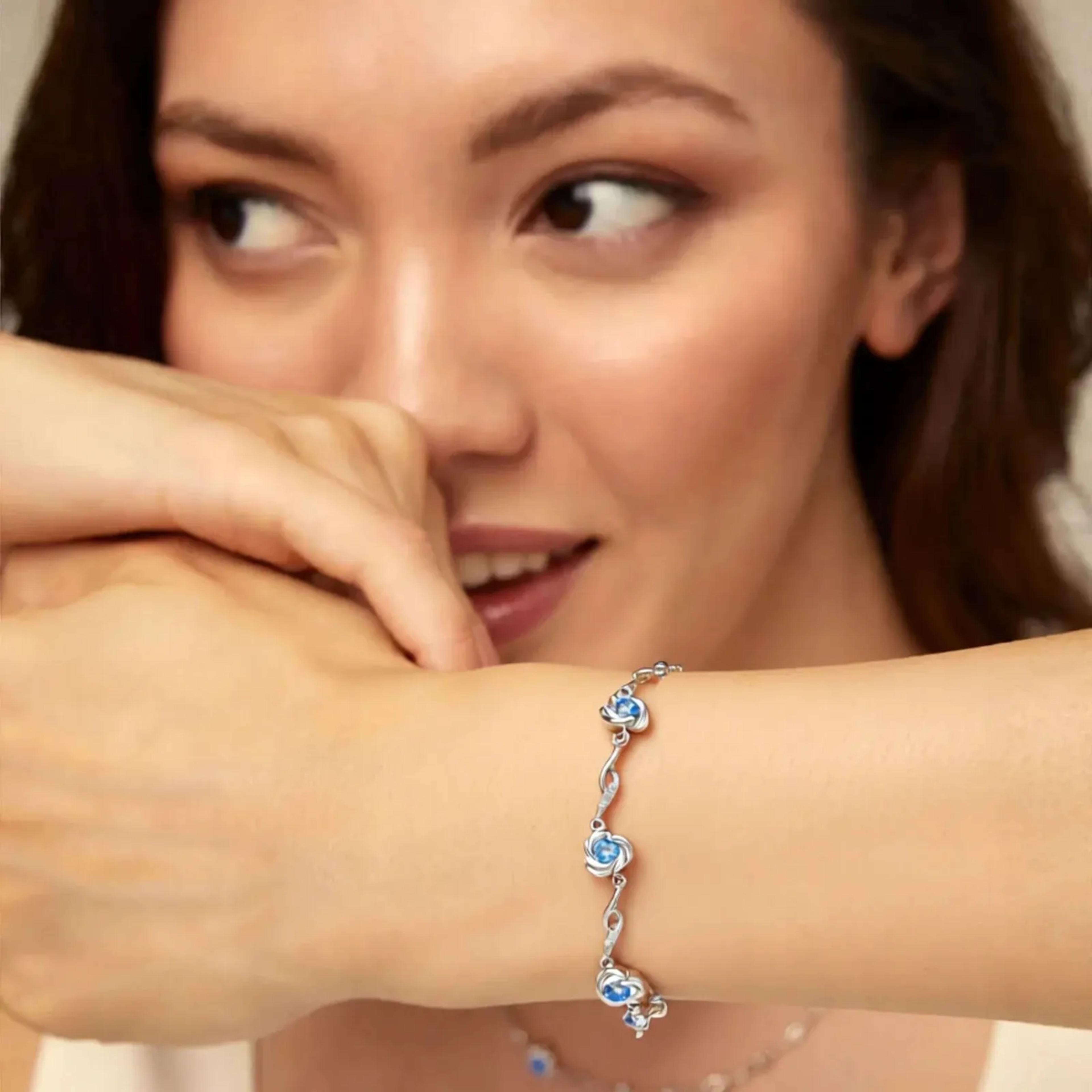 Pulsera de Trébol en Plata Esterlina – Elegancia y Suerte 4