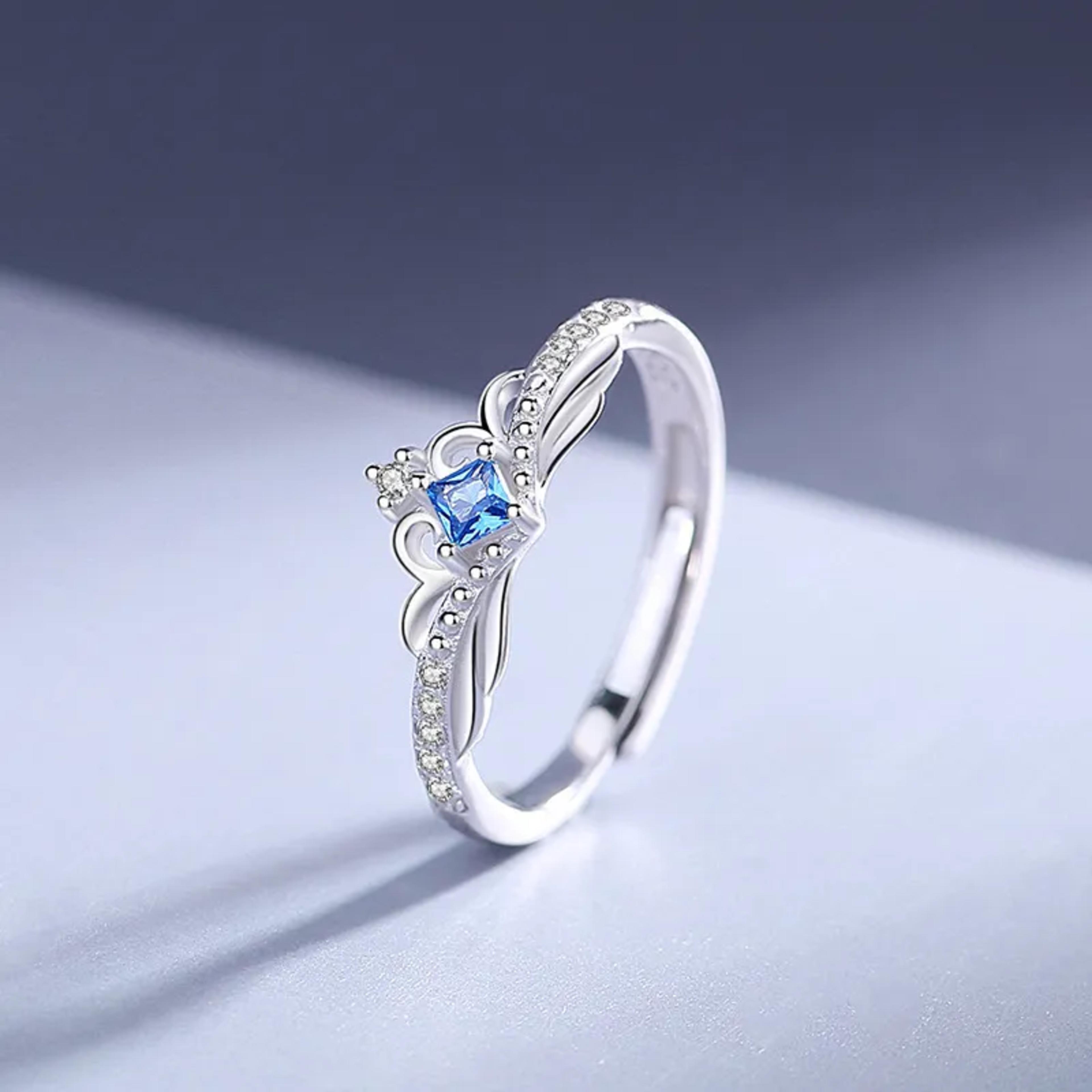 Corona y Cruz: Anillo "Conexión Real" para un Amor Eterno 2