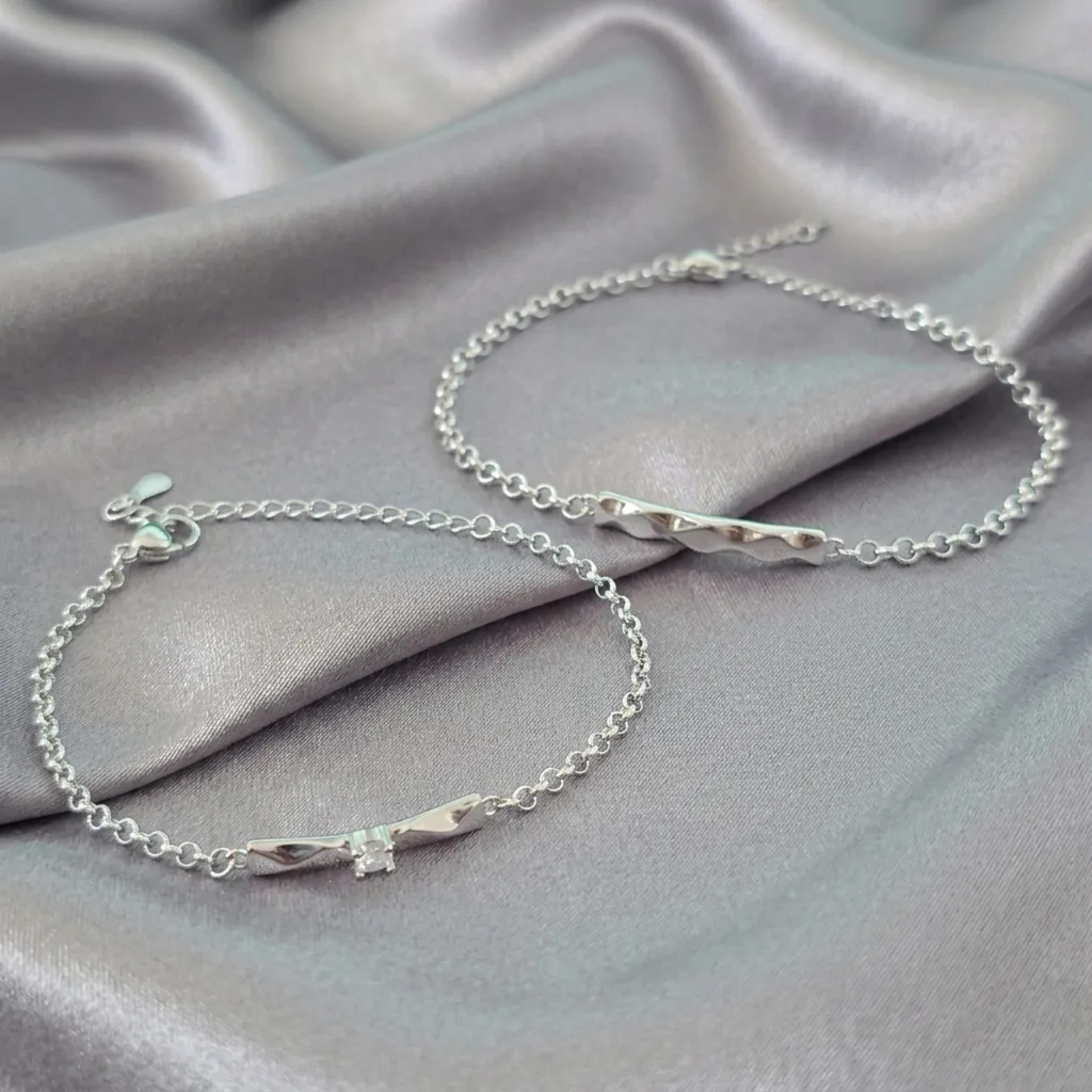 Set de Pulseras de Pareja Olas y Diamante 1