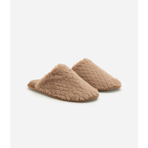 Pantufa Fechada com Pelinhos em