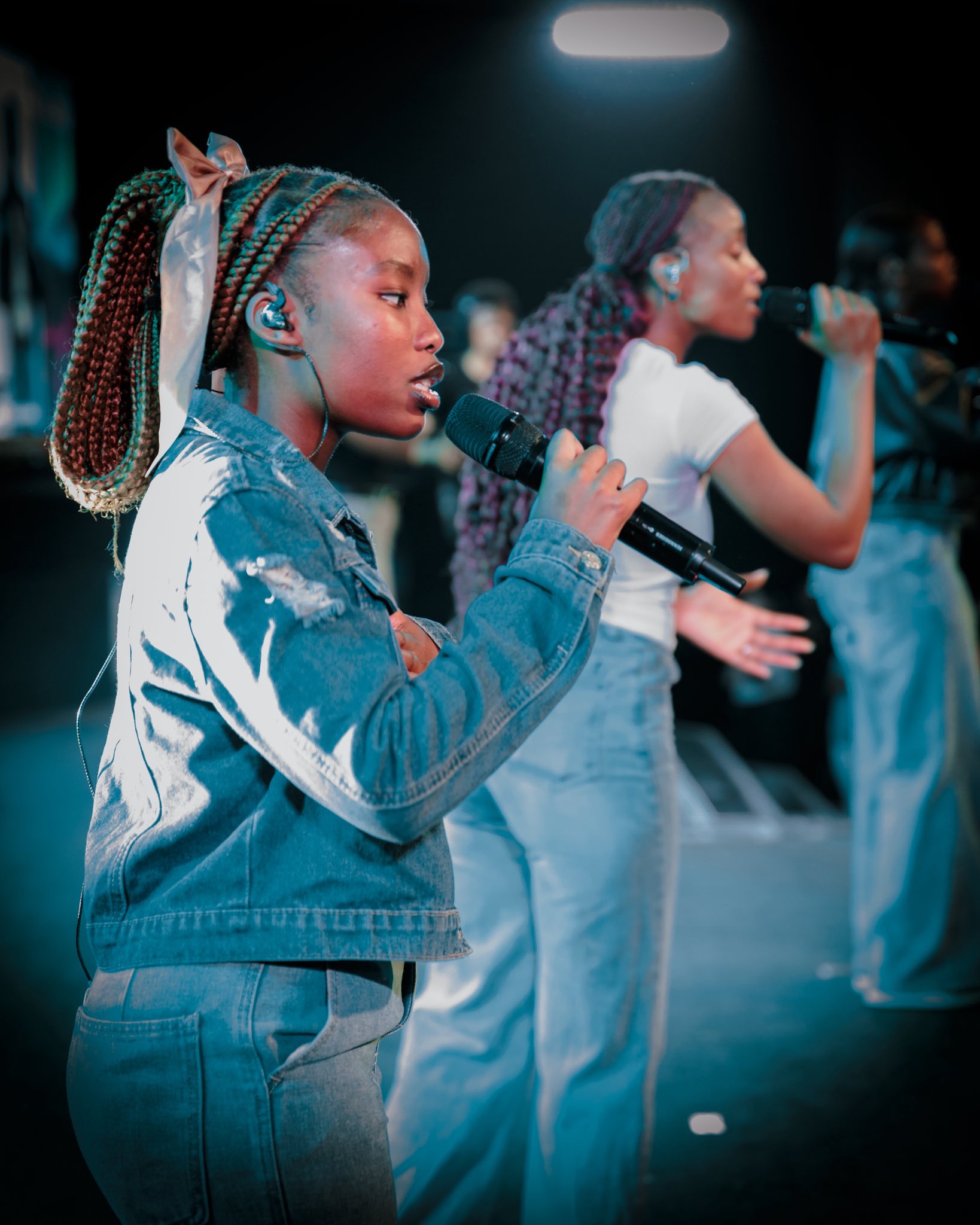 418 Youth group moment 6