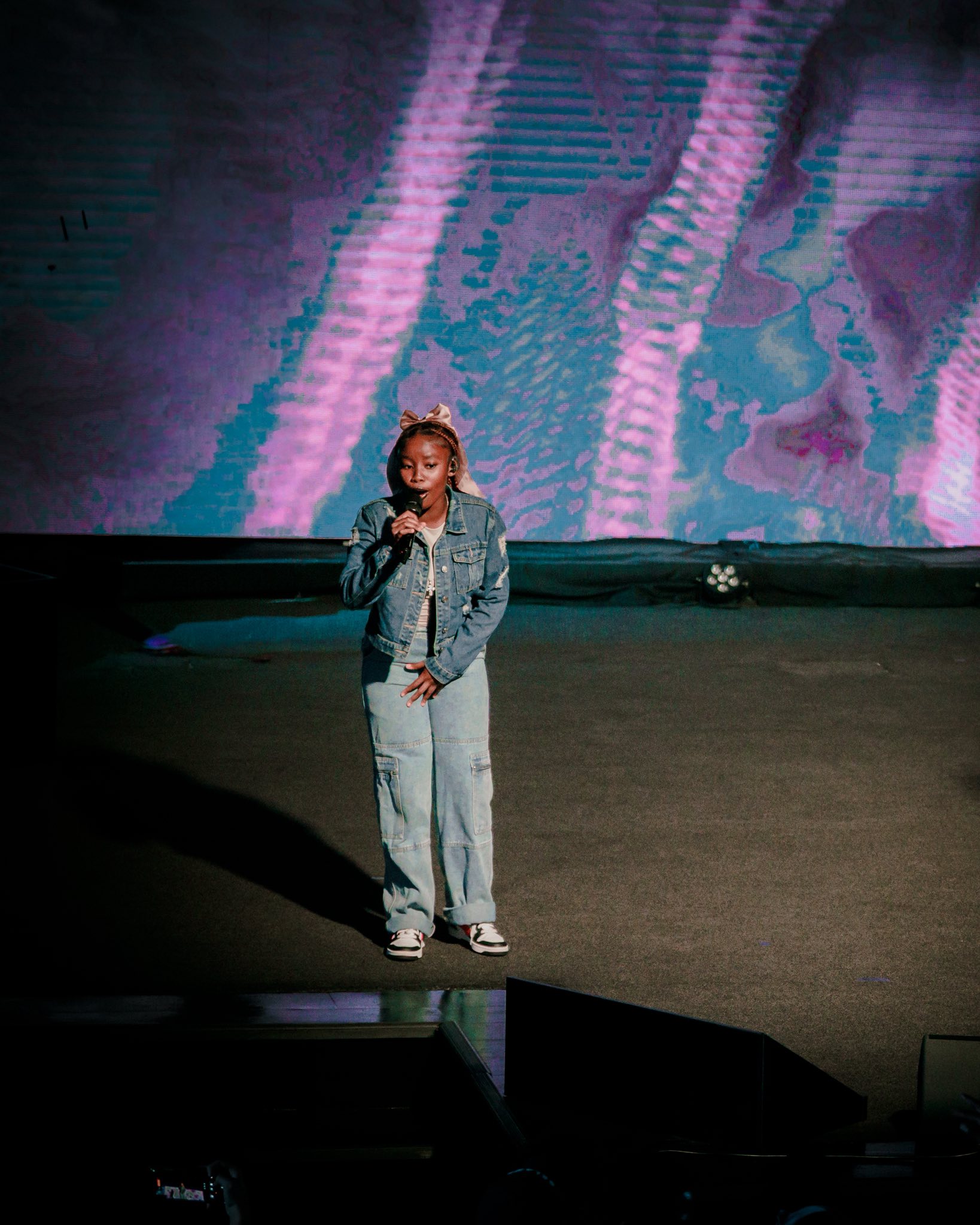 418 Youth group moment 4