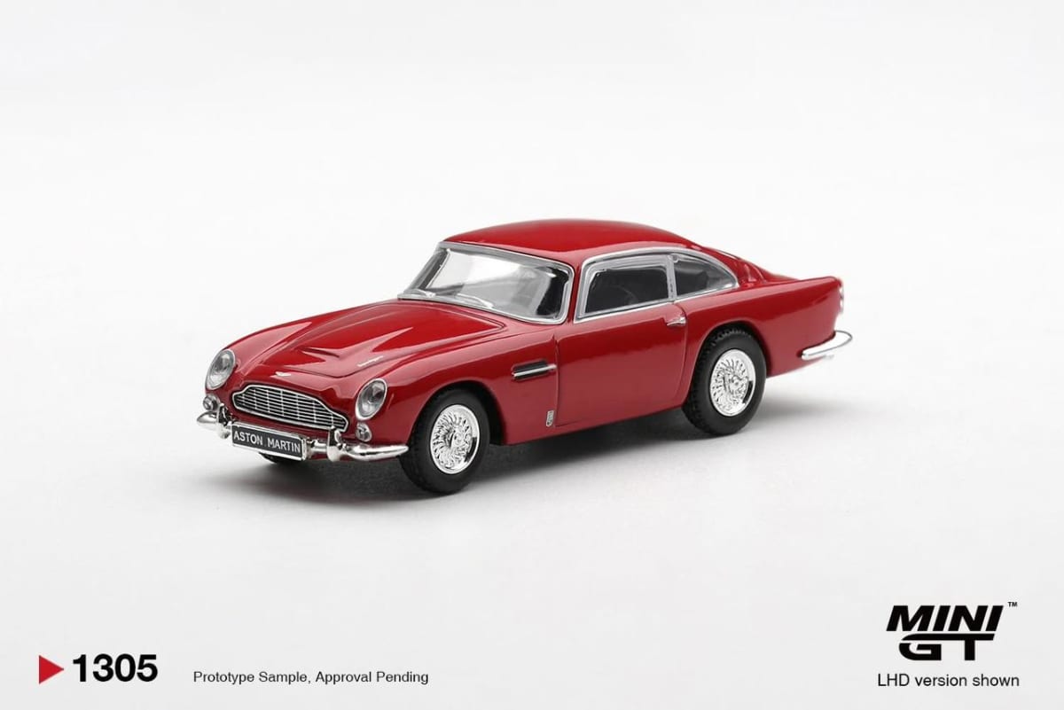 Blister Version - Aston Martin DB5 Fiesta Red