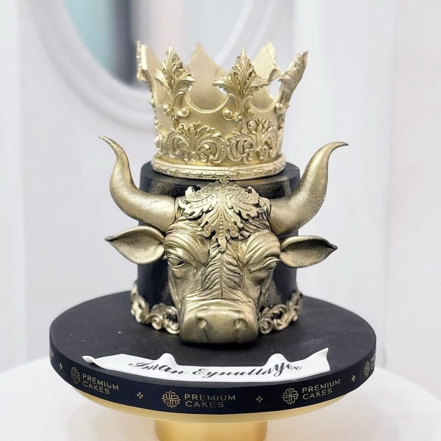Premium Cakes 4