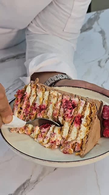 Premium Cakes 5