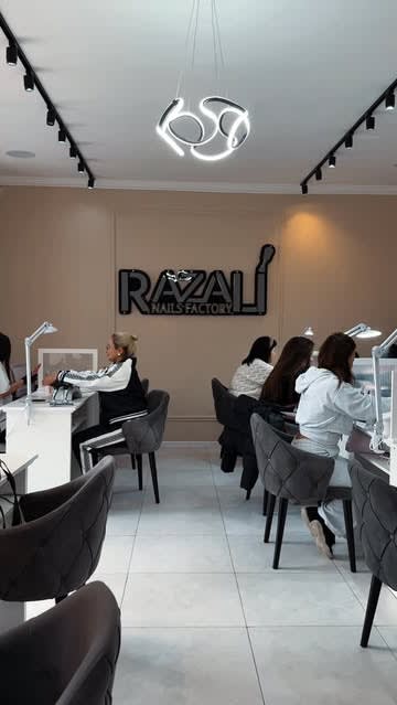 Razalinails 4