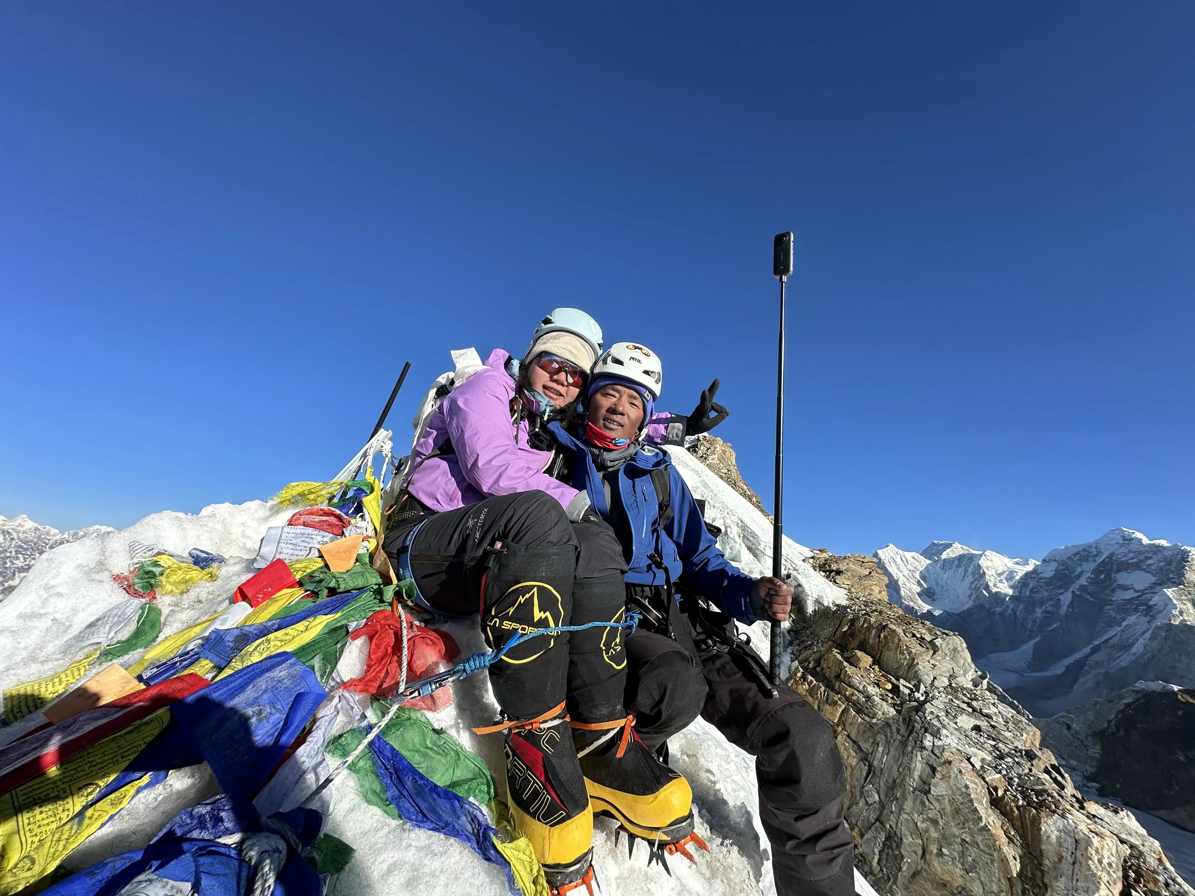 3 Peaks  Climbing - Mera - Island - Lobuche with Everest Base Camp