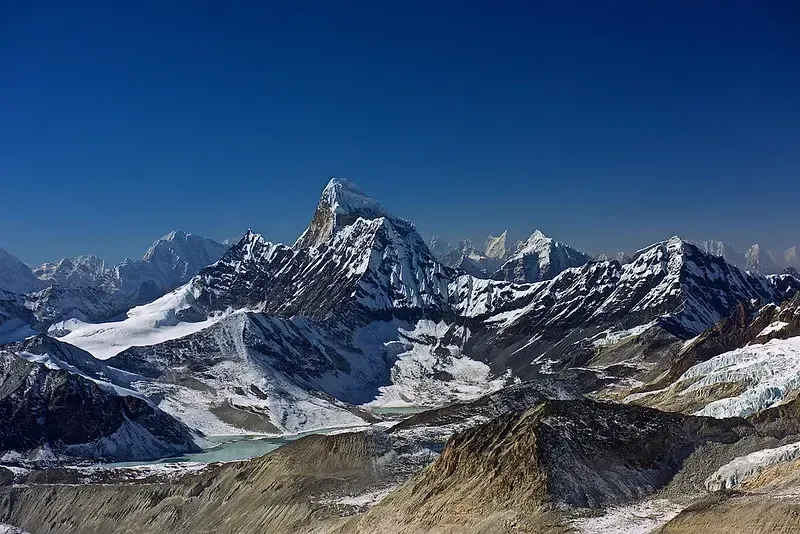 Dolma Khang Peak with Ramdung